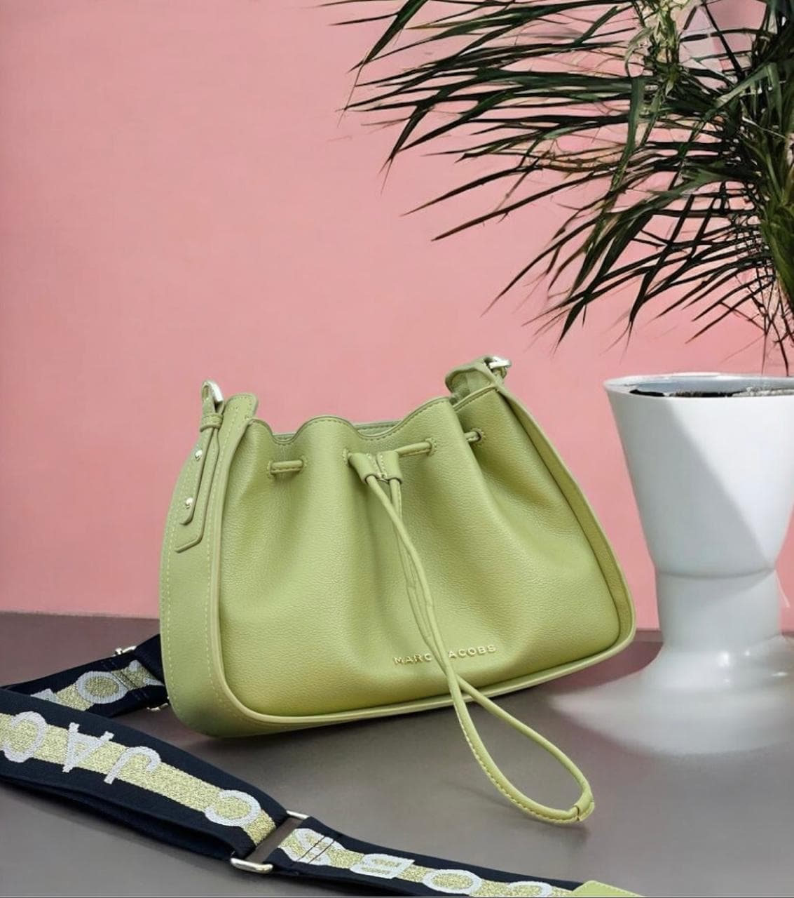 Marc Jacobs – Bolso The Bucket Green (Dama)